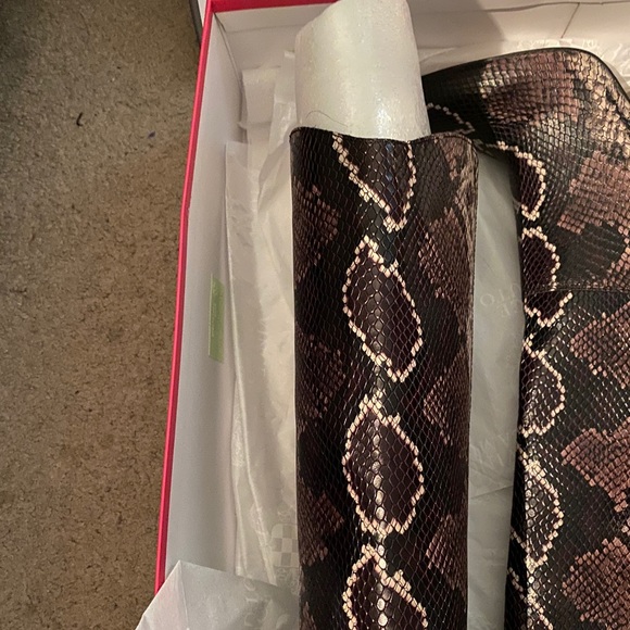 ✨NEW OVER THE KNEE BOOTS ✨VINCE CAMUTO - Picture 11 of 14